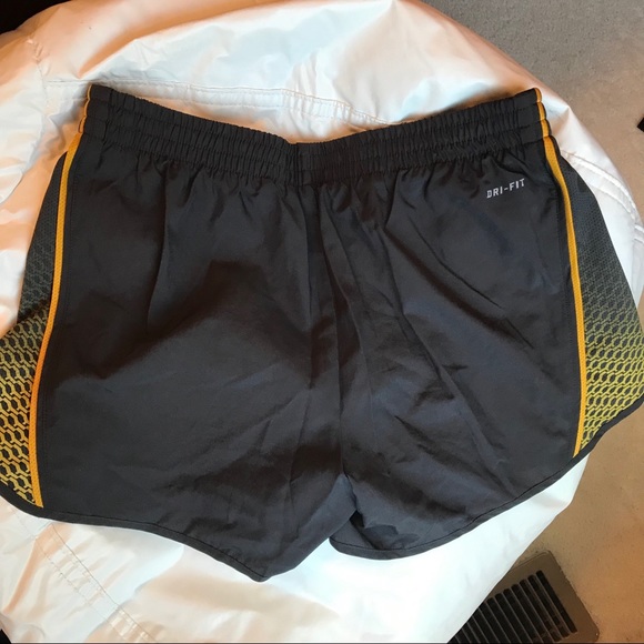 University of Missouri Nike Shorts - Picture 2 of 3